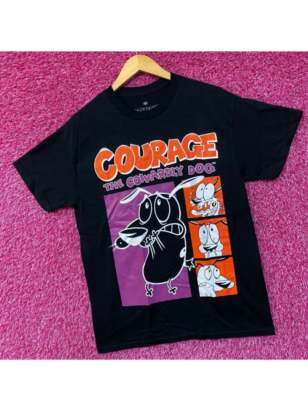 Courage The Cowardly Dog Grid Design Retro Style Classic Cartoon T-Shirt Medium